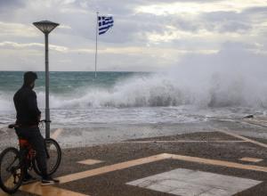 Πτώση της θερμοκρασίας με ισχυρούς ανέμους